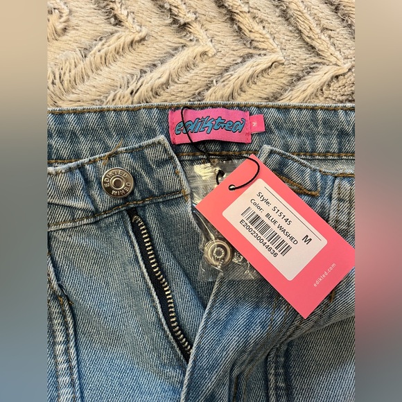 👖 Edikted Tara Low Rise Denim Cargo Jeans - Picture 11 of 16